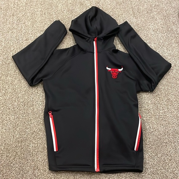 YOUTH BULLS ZIP UP🐂‼️ - Picture 1 of 2